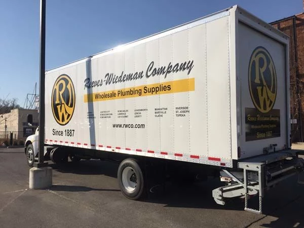 Box Truck Graphics for Reeves Wiedeman in Kansas City, Missouri