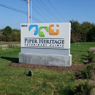 Exterior HDU Monument Sign for Piper Heritage Veterinary Clinic in Kansas City, Kansas